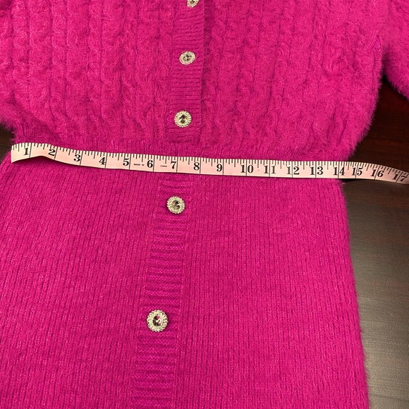 Sweater - Picture 5 of 9